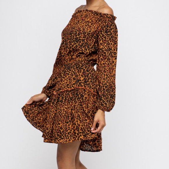 LEOPARD PRINT OFF SHOULDER RUFFLE DRESS - Picture 2 of 9